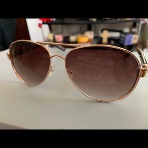 Sunglasses Tony Hilfinger